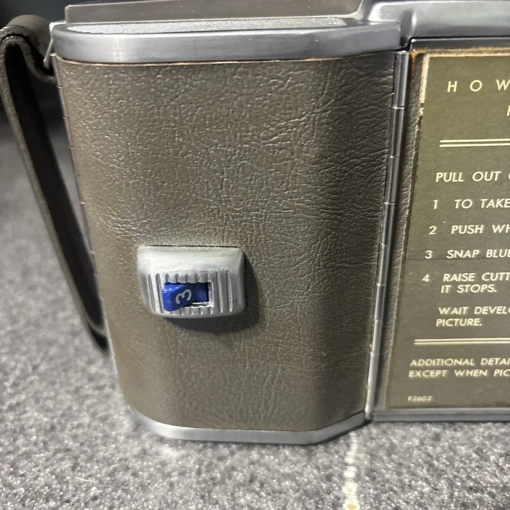 Vintage Polaroid Type Land Camera Model J66